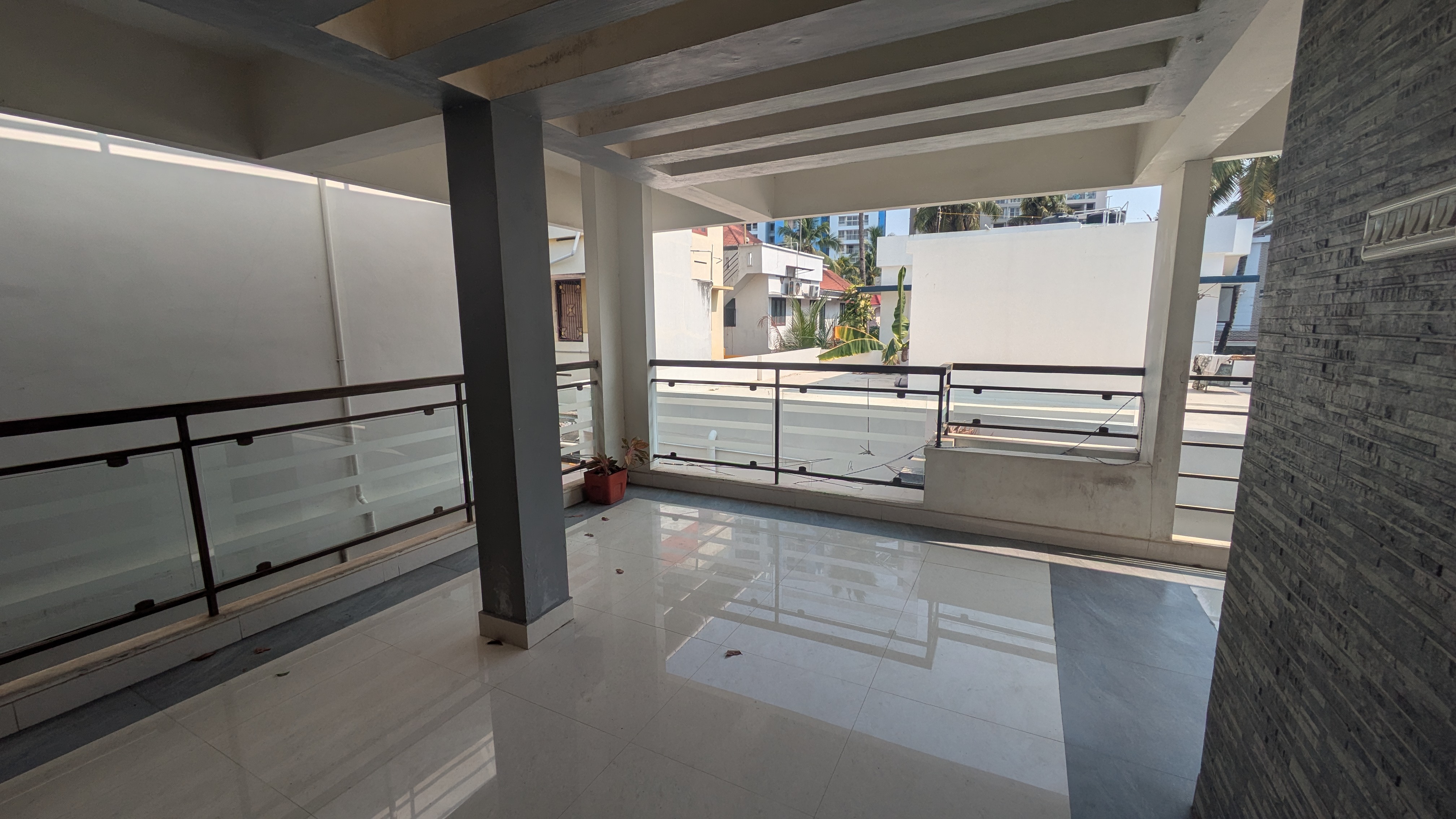 Balcony with seating area at Sinai Homestay