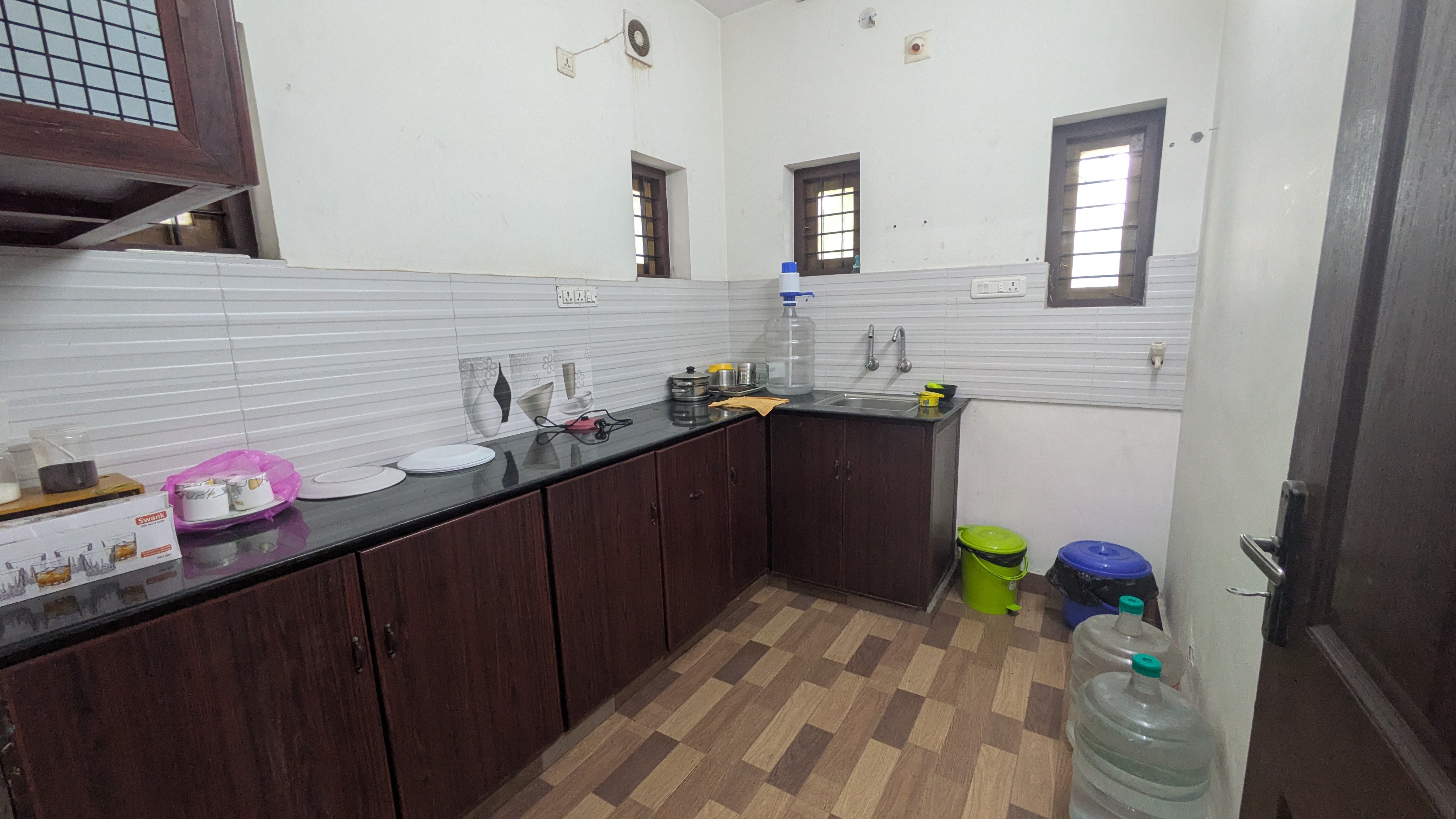 Fully equipped kitchen at Sinai Homestay Trivandrum